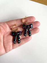 Load image into Gallery viewer, The Mona hoops