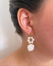 Load image into Gallery viewer, The Belle